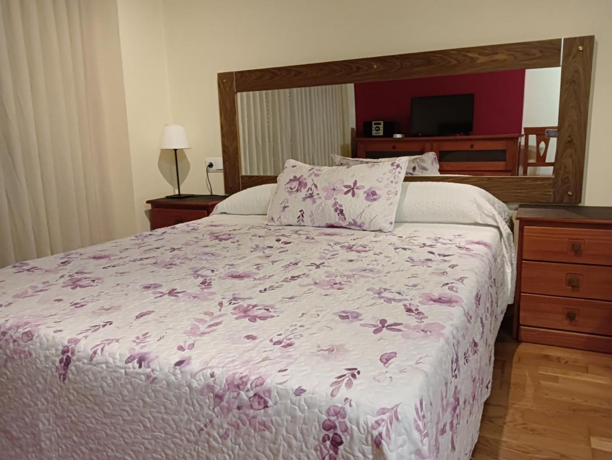 Apartamentos Chevere Granate โอเบียโด ภายนอก รูปภาพ
